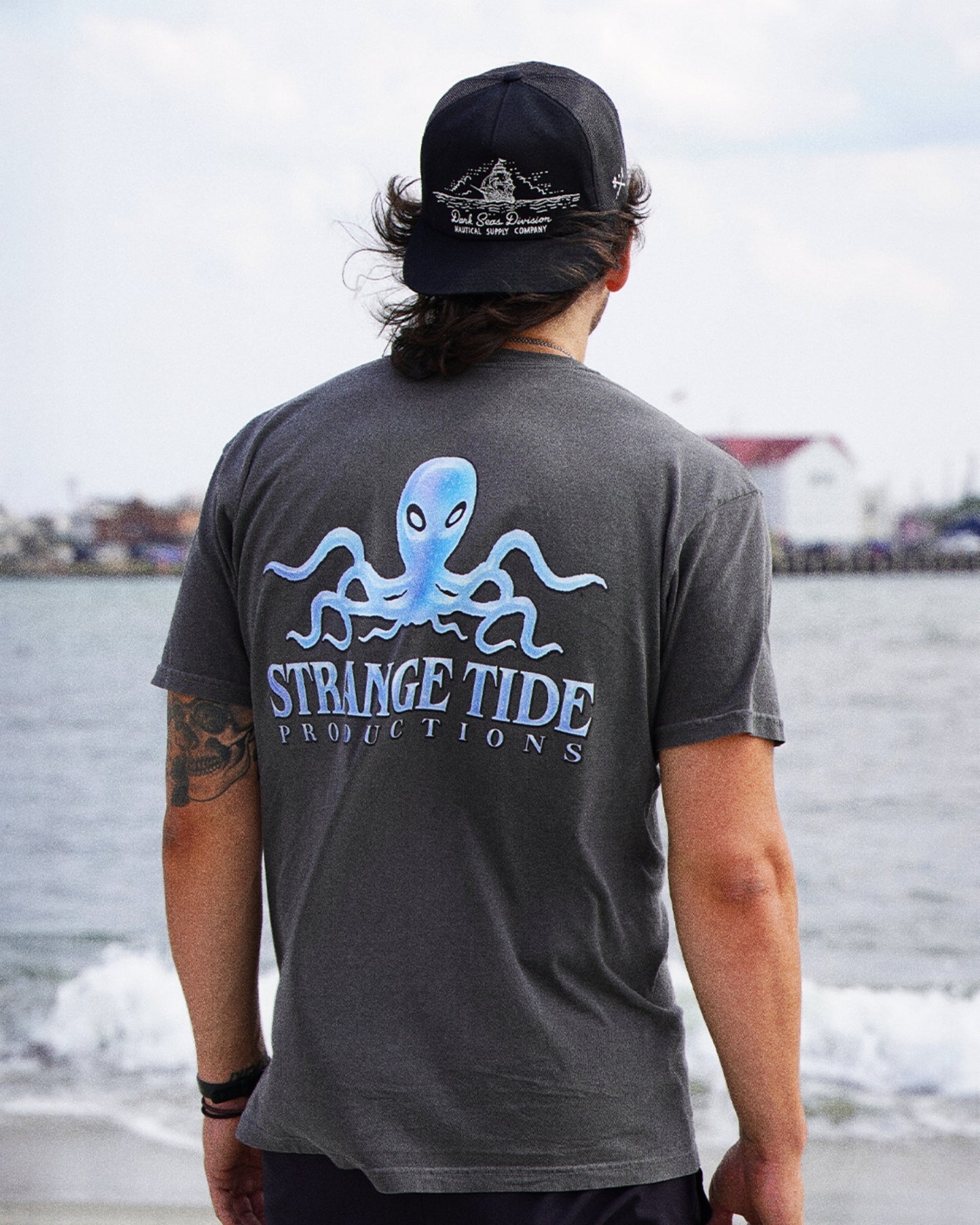 STRANGE TIDE PRODUCTIONS Unisex T-shirt